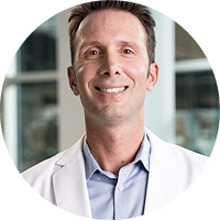 Dr. Avi Shaprut, DVM
